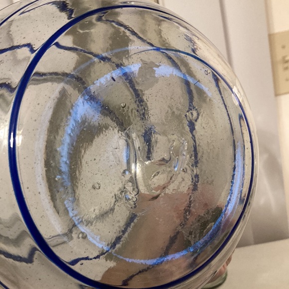 Mexican Glass Cobalt Blue Pitcher With 4 Cobalt Blue Rimmed Glasses - Picture 5 of 8